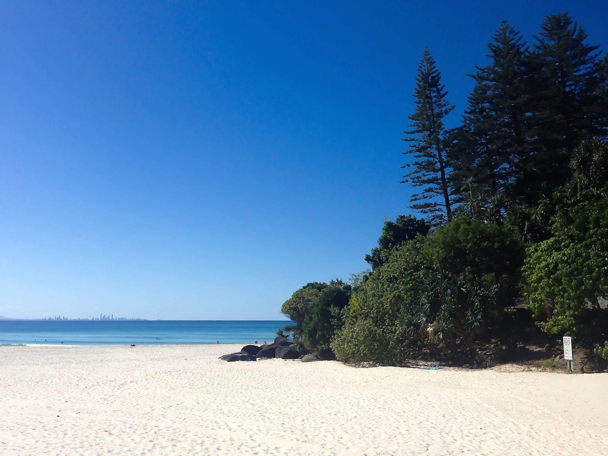 Komune Resort And Beach Club Greenmount Beach Coolangatta Luaran gambar